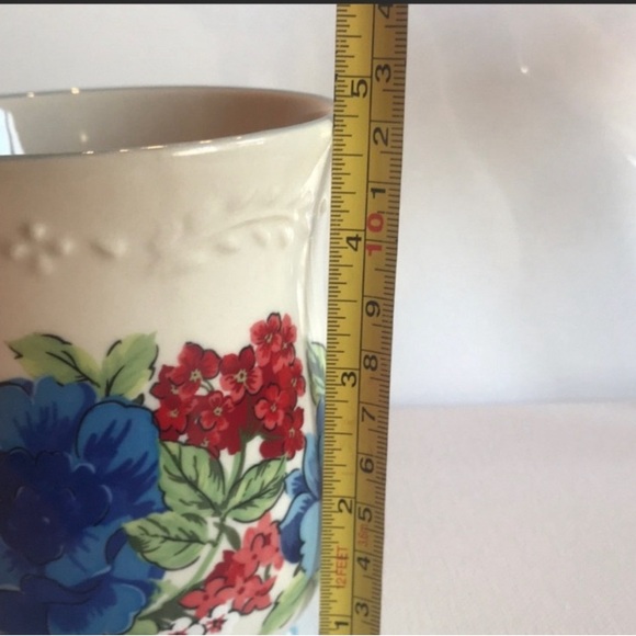 The Pioneer Woman Classic Charm Mug - Picture 5 of 7